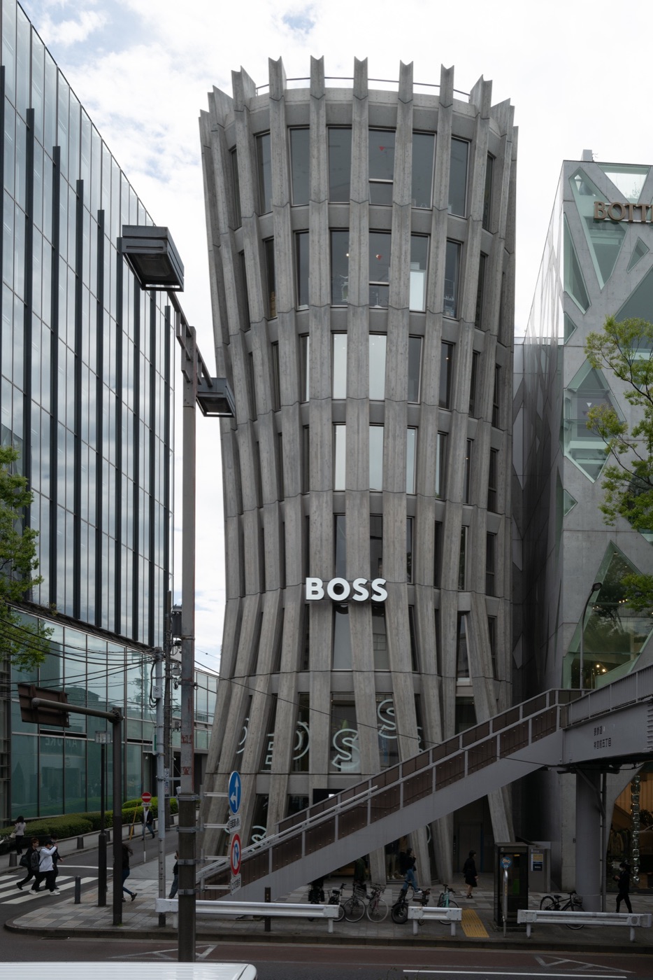 aoyama tokyos luxurious cultural hub photo 13
