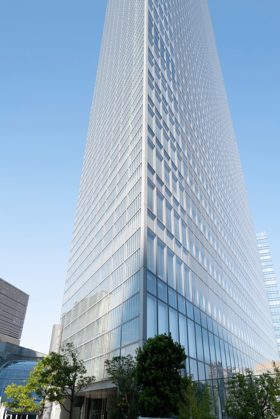 dentsu tower shiodomes architectural icon photo 4