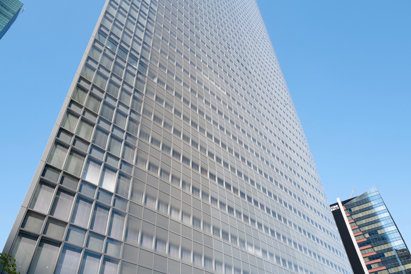 dentsu tower shiodomes architectural icon photo 5