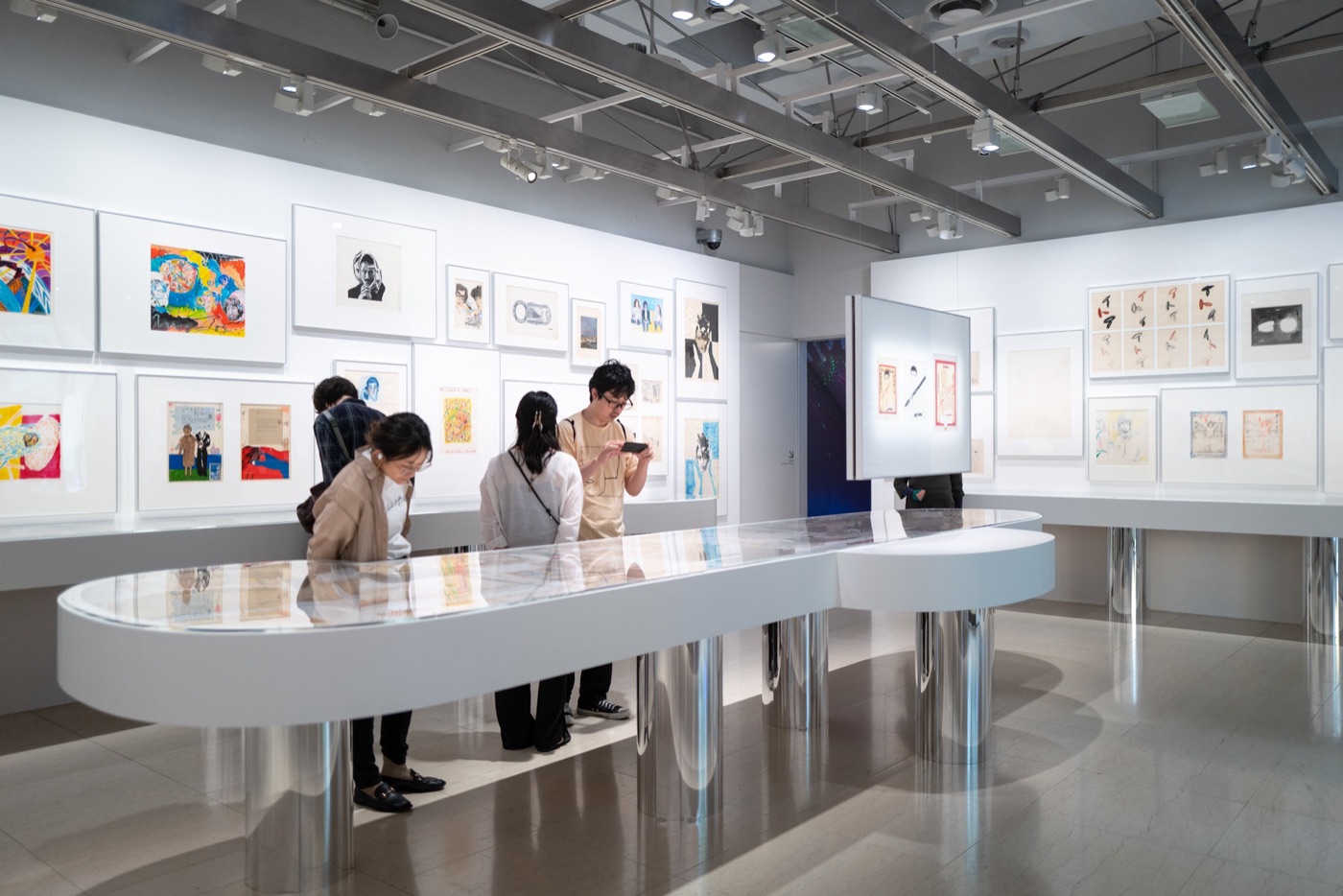ginza graphic gallery tokyos design hub photo 4