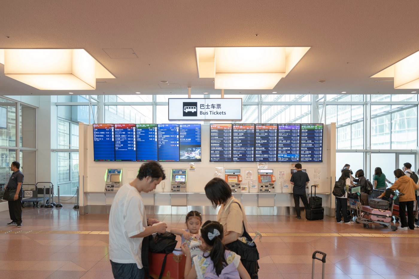 haneda airport photo 2