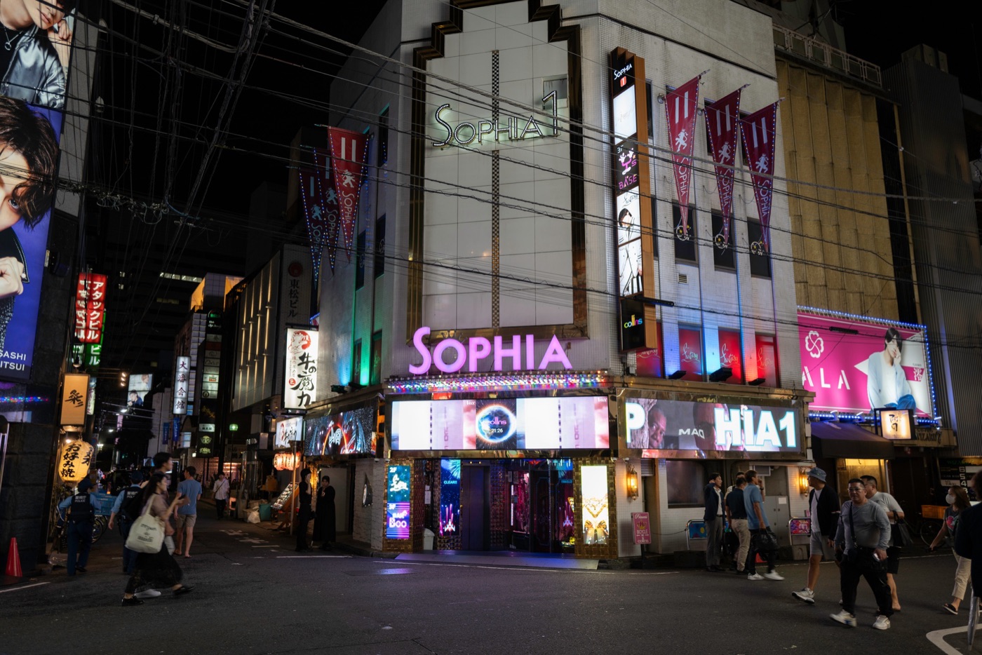 host clubs japans nightlife scene photo 15