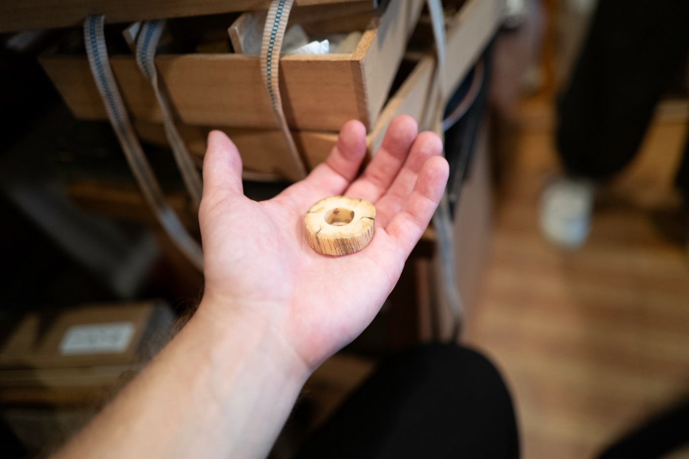netsuke japans miniature sculptures photo 9