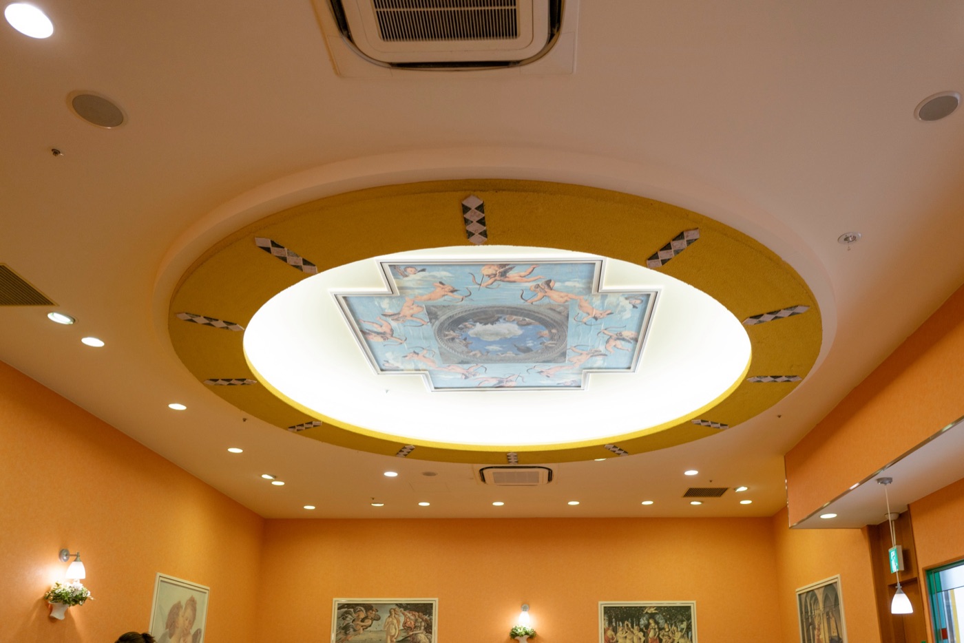 saizeriya affordable italian dining in japan photo 7