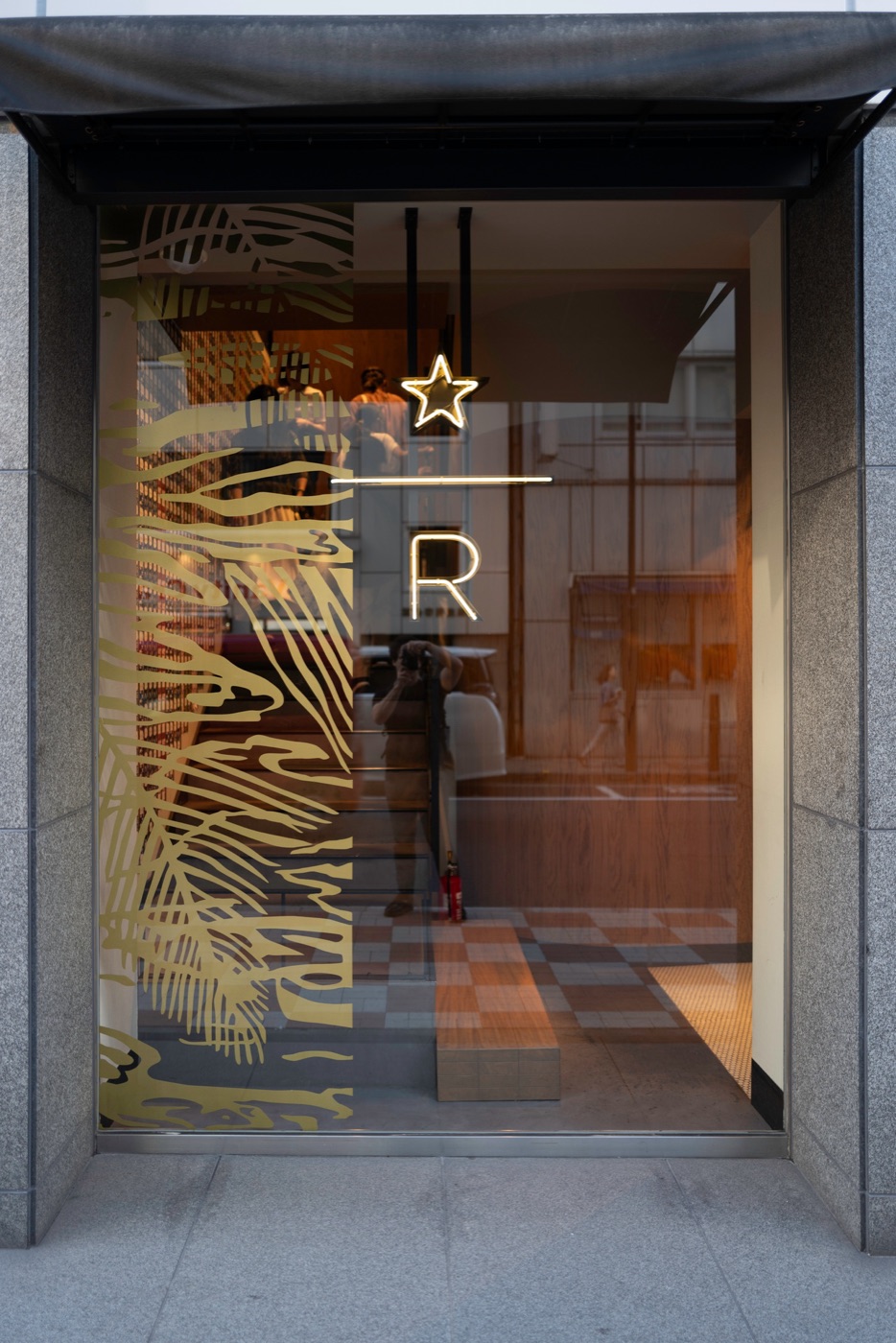starbucks reserve ginza italian dining meets coffee culture photo 18