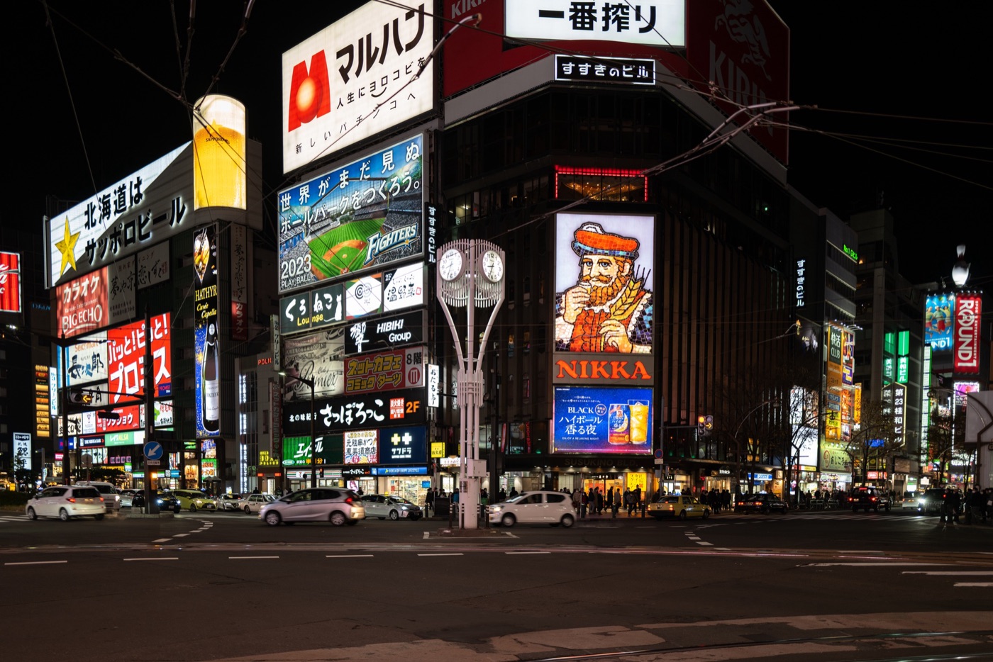susukino sapporos entertainment district photo 16