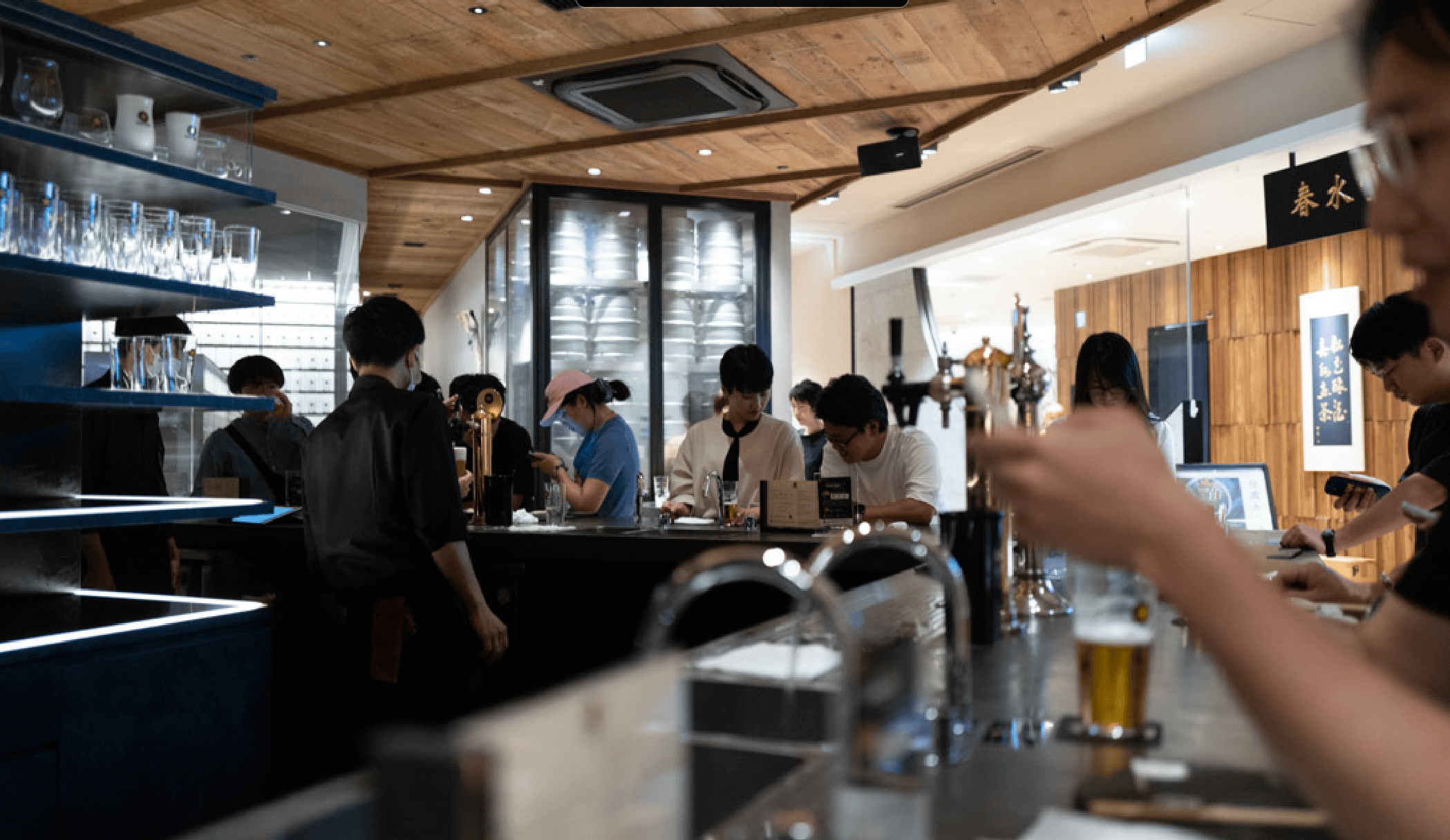 Where to drink Beer in Tokyo Ginza - Sapporo the Bar Ginza
