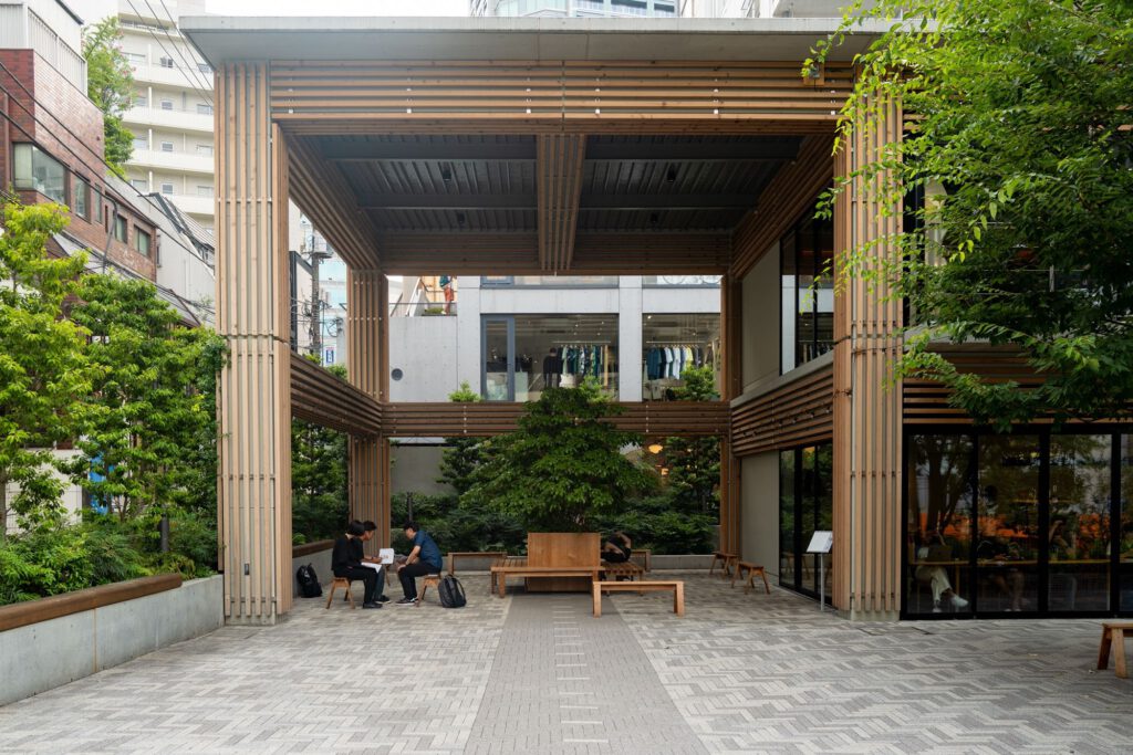 Vibrant coffee ambiance at Blue Bottle Shibuya, reflecting Tokyo's dynamic pace.