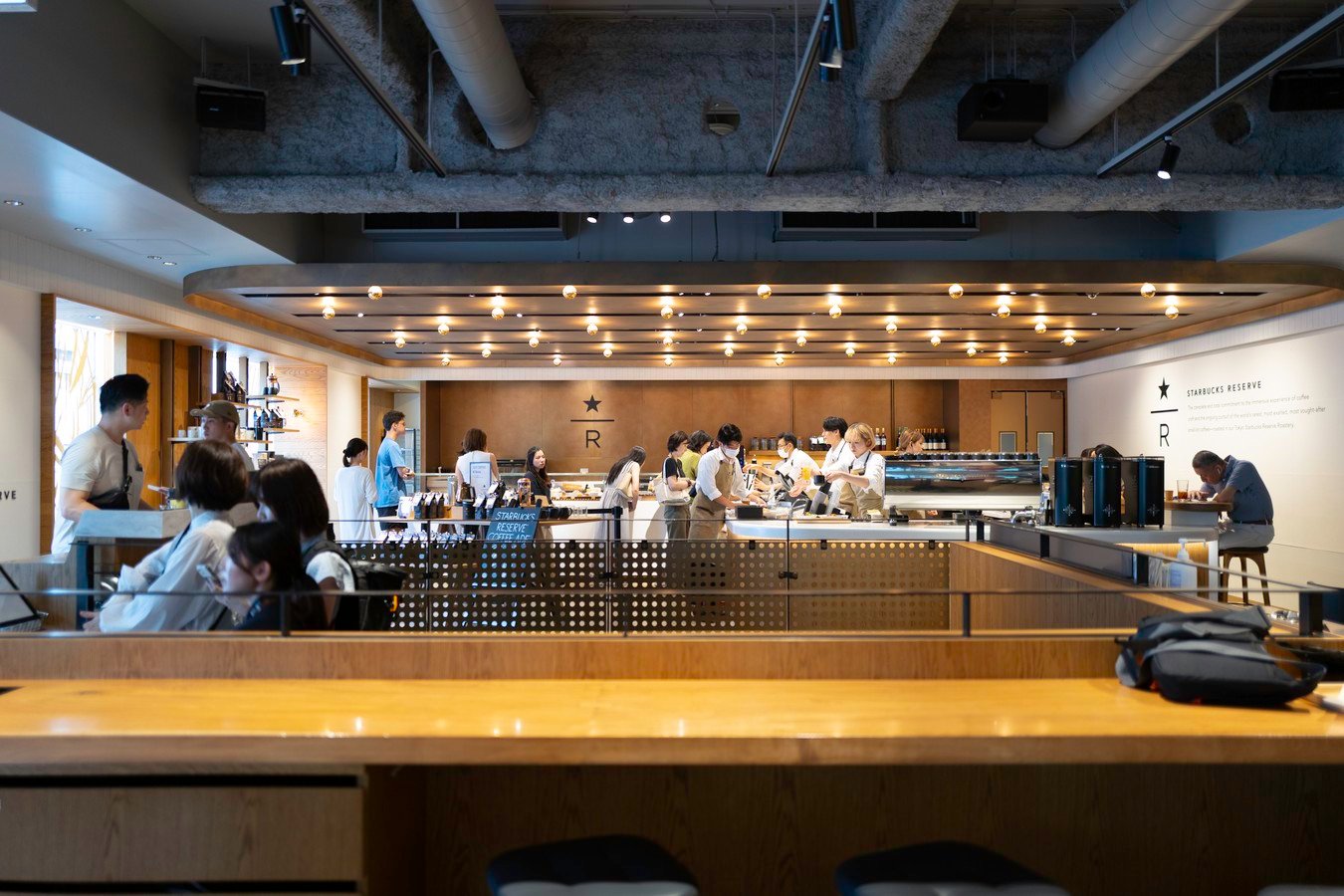 Starbucks Reserve Ginza: Italian Dining Meets Coffee Culture