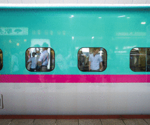 Acquista biglietti per treni JR in Giappone